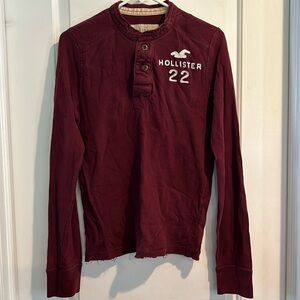 Hollister men’s long sleeve shirt